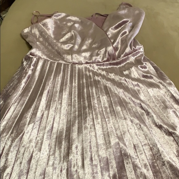 Dresses & Skirts - Dress